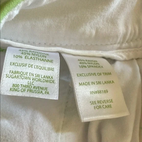 Lilly Pulitzer Natia mid rise Green and Pink Floral Shorts - Picture 5 of 11